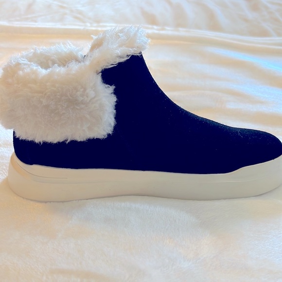 NWT Cole Haan Grandpro Rally Sneaker Bootie - Picture 3 of 17